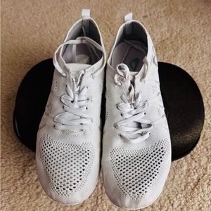 Nfinity Athletic Sneakers - great condition - only worn a few times